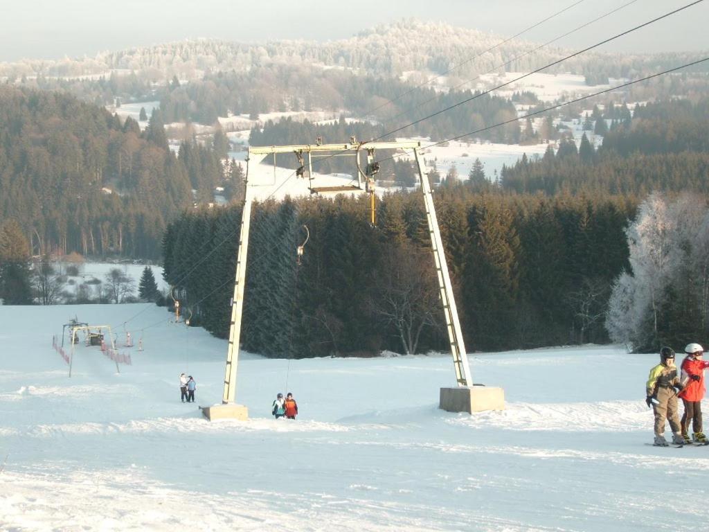 Landhotel Zum Matthiasl Bischofsreut ภายนอก รูปภาพ