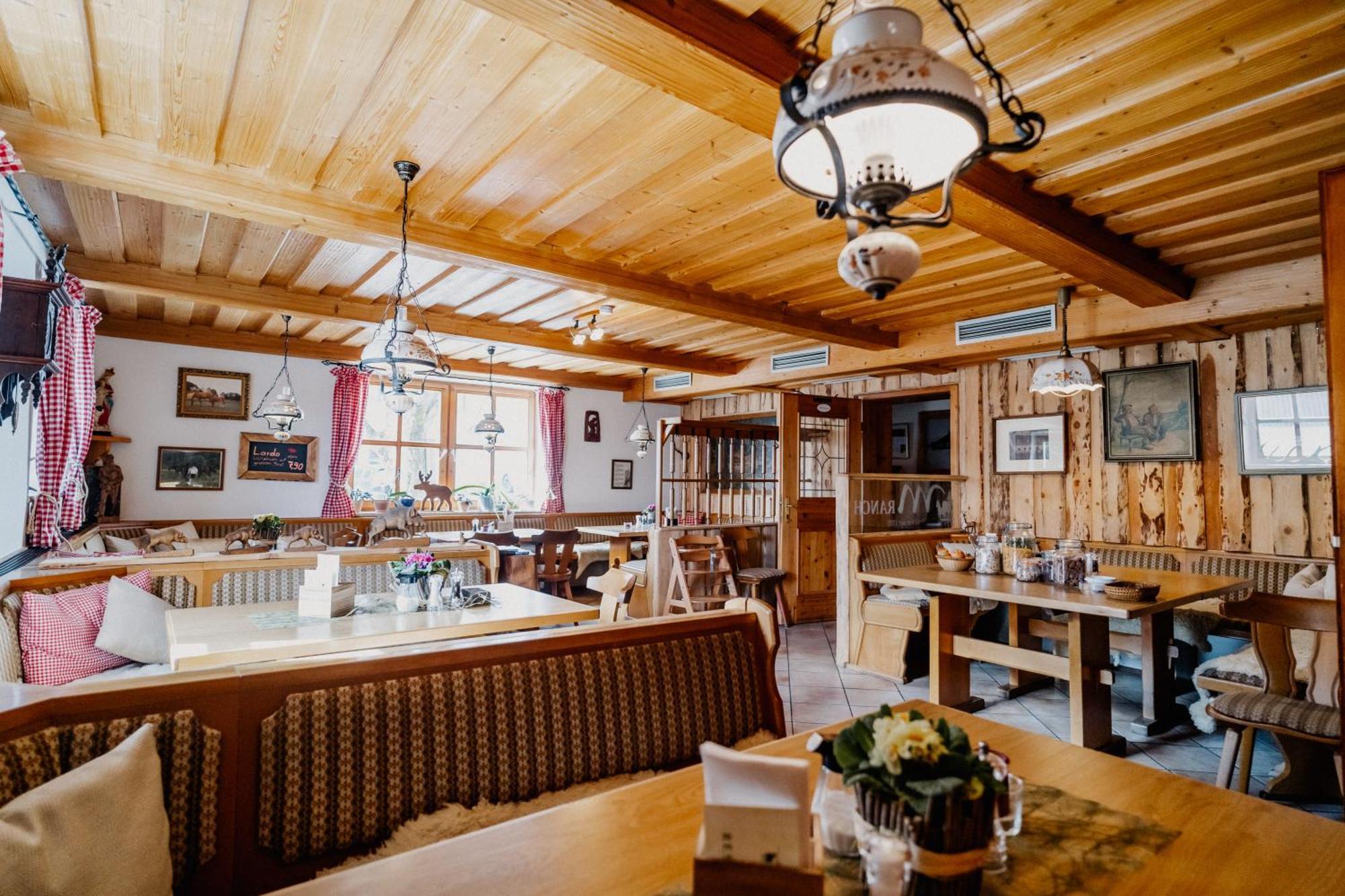 Landhotel Zum Matthiasl Bischofsreut ภายนอก รูปภาพ